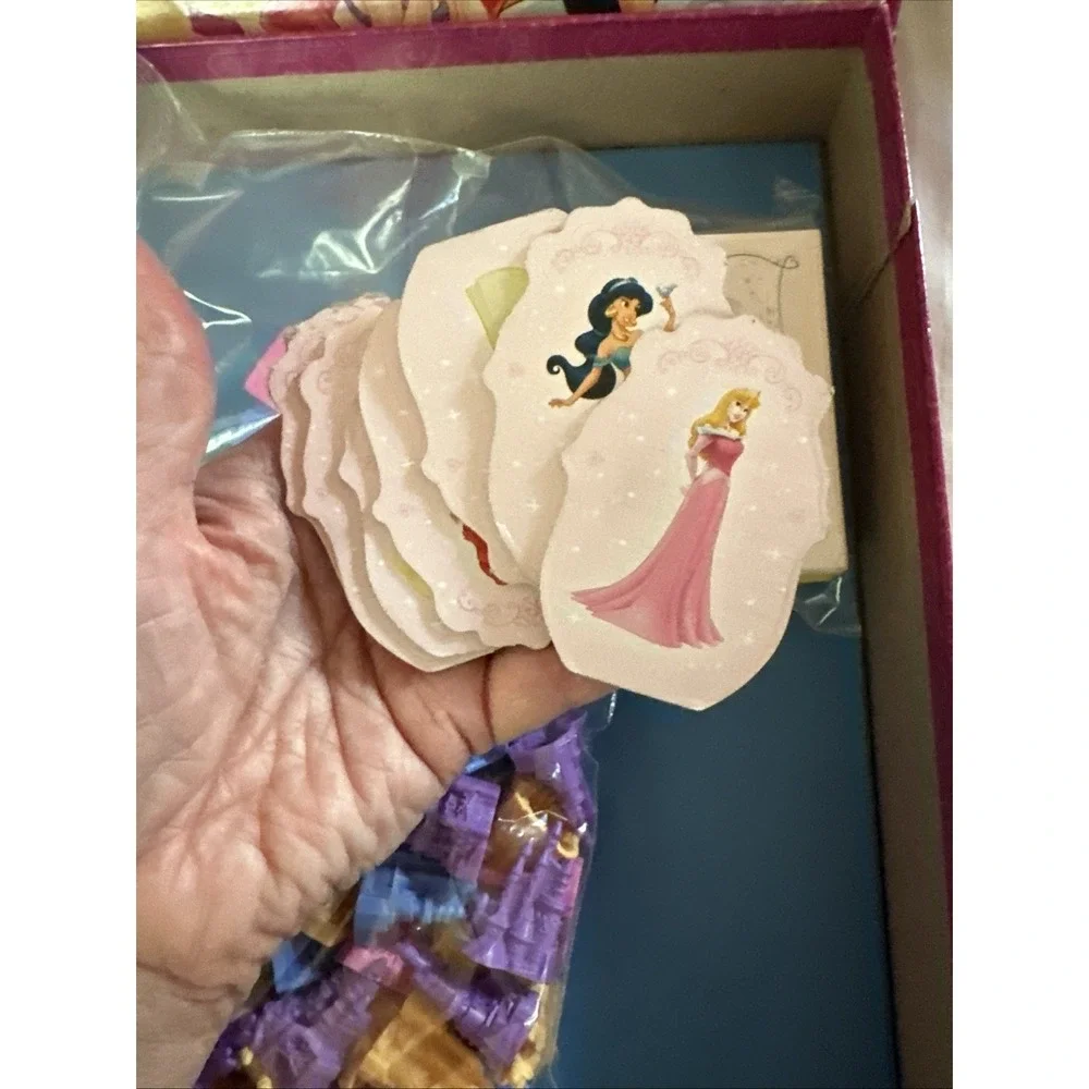 Monopoly Junior Disney Princess Edition (Parker Brothers, 2004)-USED